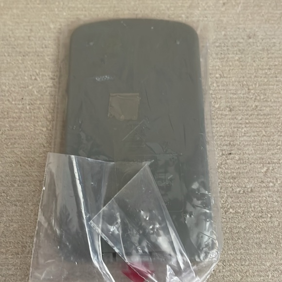 Sylvania Portable DVD Player CD Video/Audio SDVD7014 7" LCD Screen Remote Power - Picture 10 of 14